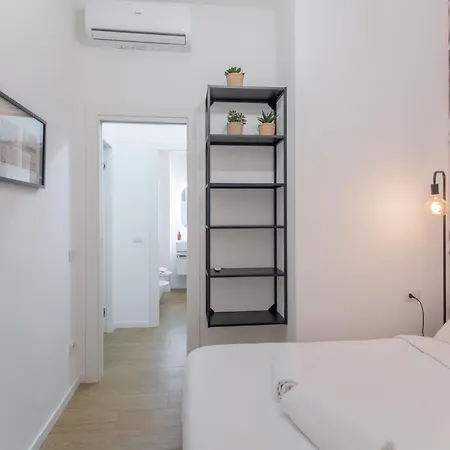 Paganini 4 Exclusive - 2 Bedroom And 2 Bathroom * מילאנו