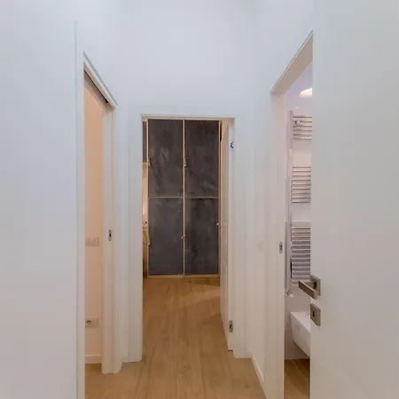 Paganini 4 Exclusive - 2 Bedroom And 2 Bathroom מילאנו