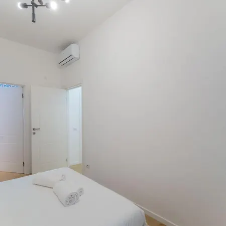דירה Paganini 4 Exclusive - 2 Bedroom And 2 Bathroom *